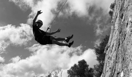 Sesenta alumnos del IES Chabás de Dénia viven unas jornadas de convivencia y deporte en Xaló